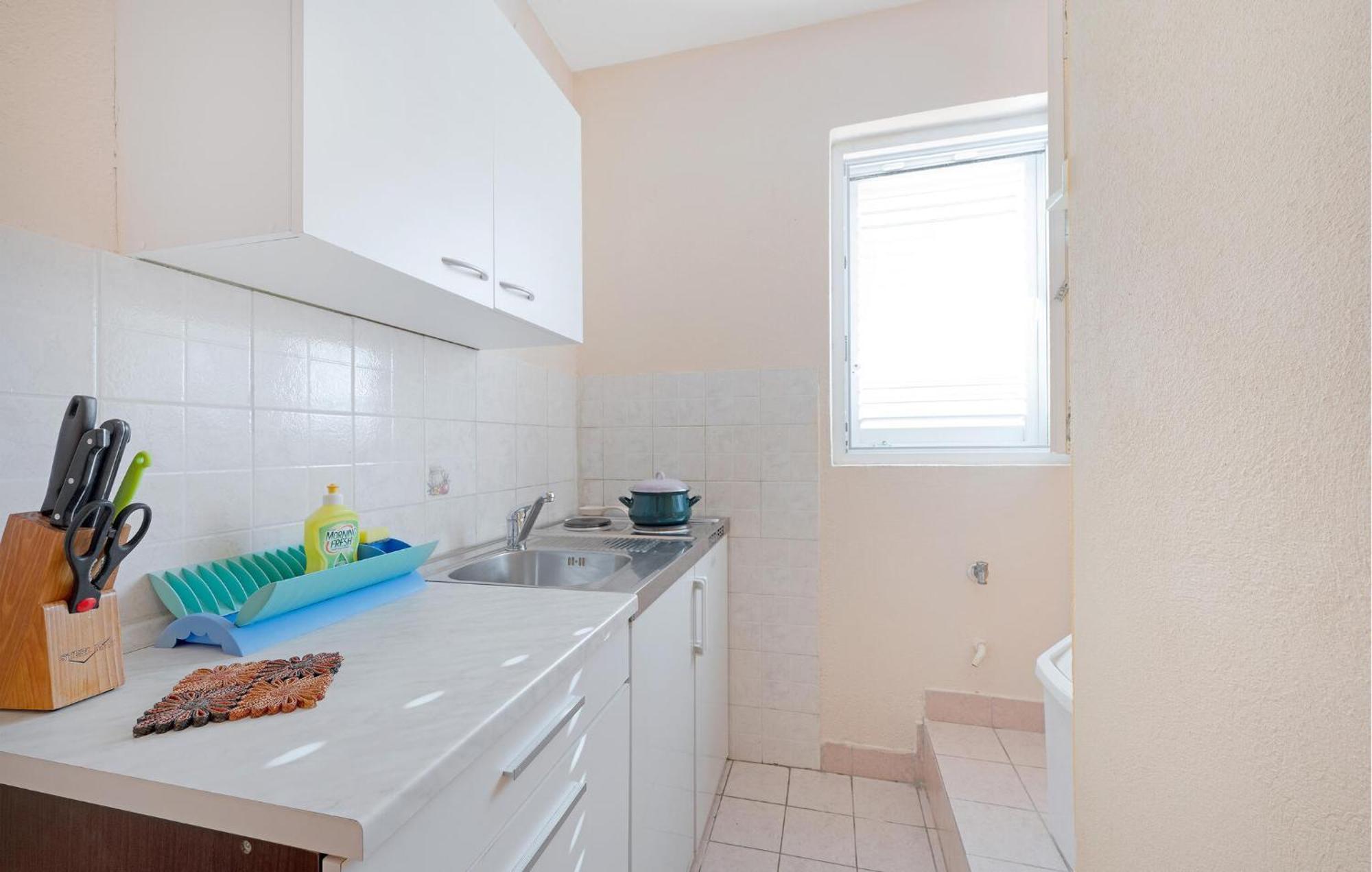 1 Bedroom Stunning Apartment In プリモシュテン エクステリア 写真